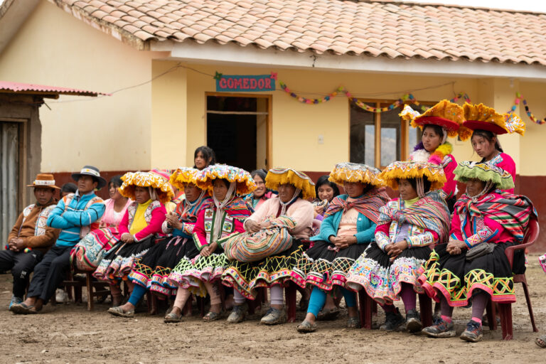 Urinccossco Women in front of dining room Oct 2025